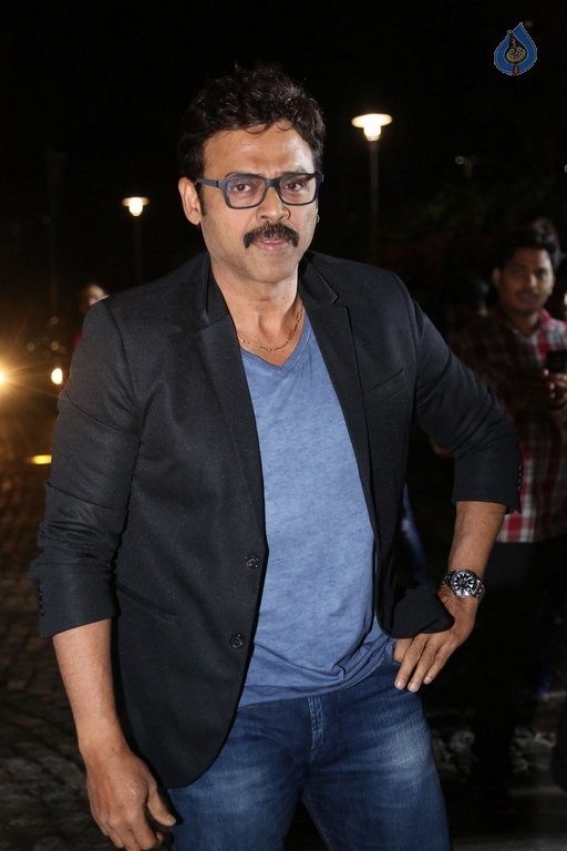 Britannia Filmfare Awards 2016 Photos 3 - 29 / 59 photos