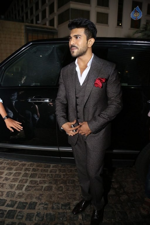 Britannia Filmfare Awards 2016 Photos 4 - 46 / 61 photos