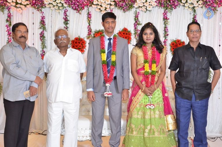Cameraman Navakanth Son Sumanth Wedding Reception - 29 / 134 photos