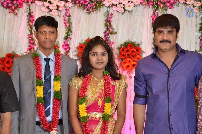 Cameraman Navakanth Son Sumanth Wedding Reception - 32 / 134 photos