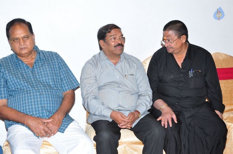 Cameraman Navakanth Son Sumanth Wedding Reception - 33 / 134 photos