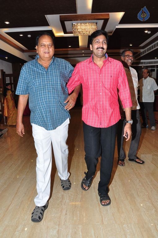 Cameraman Navakanth Son Sumanth Wedding Reception - 37 / 134 photos