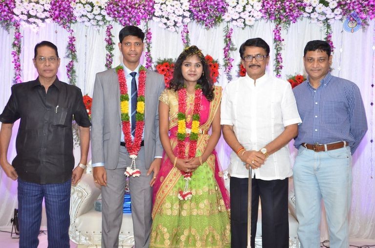 Cameraman Navakanth Son Sumanth Wedding Reception - 47 / 134 photos