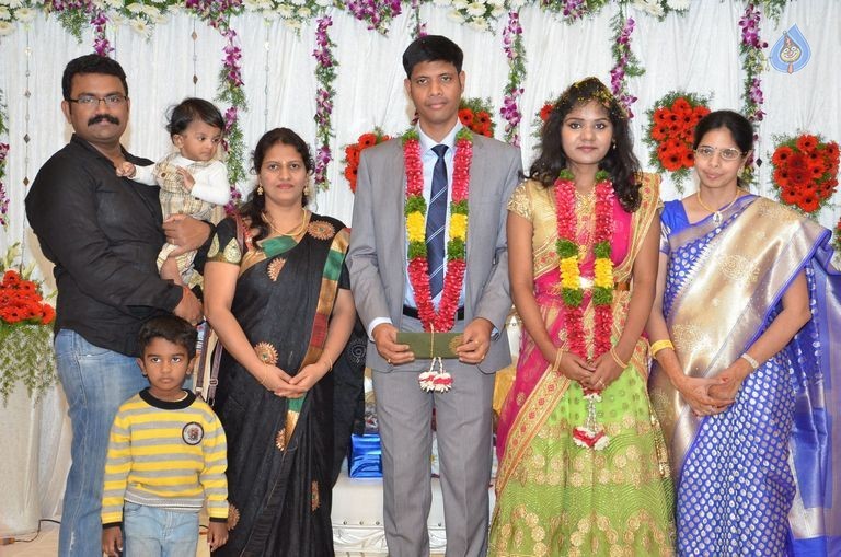 Cameraman Navakanth Son Sumanth Wedding Reception - 68 / 134 photos