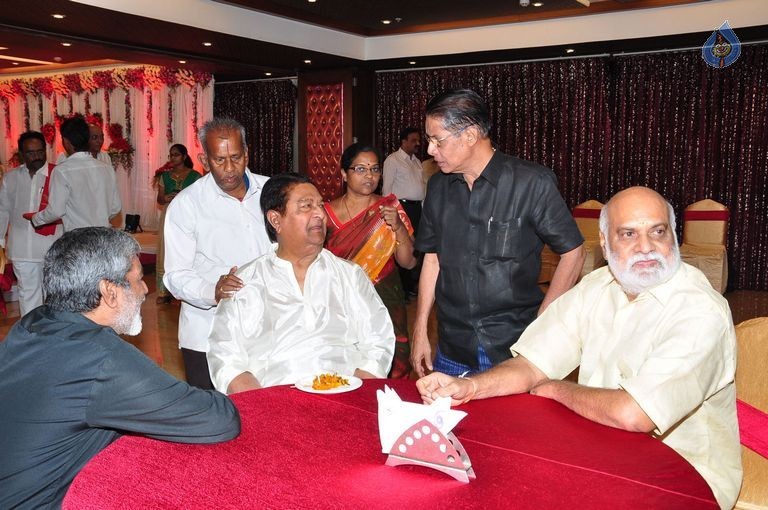 Cameraman Navakanth Son Sumanth Wedding Reception - 73 / 134 photos