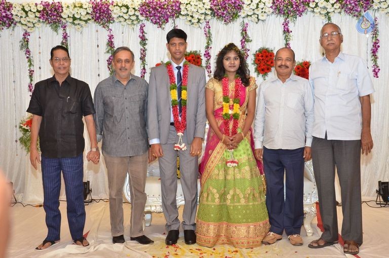 Cameraman Navakanth Son Sumanth Wedding Reception - 79 / 134 photos