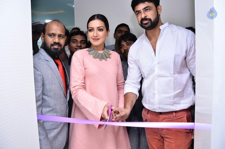 Catherine Tresa Launches Eledent Hospital - 10 / 13 photos
