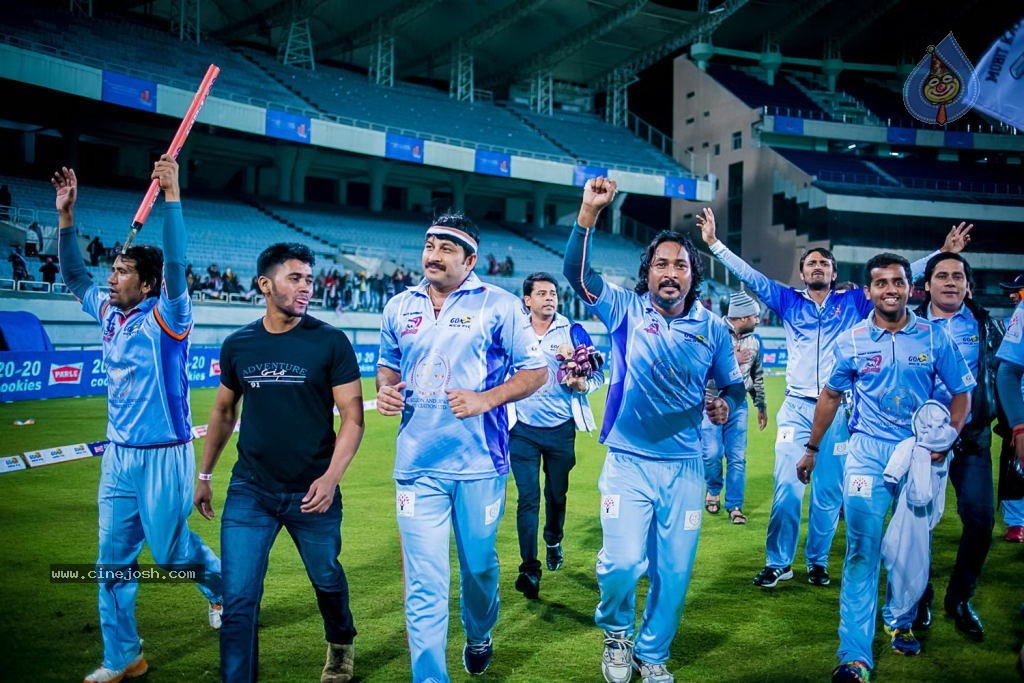 CCL4 Bhojpuri Dabanggs Vs Chennai Rhinos Match Photos - 15 / 168 photos