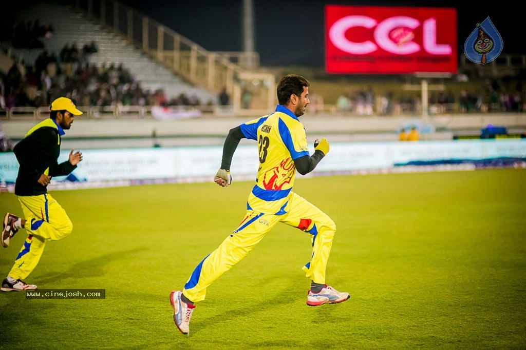 CCL4 Bhojpuri Dabanggs Vs Chennai Rhinos Match Photos - 58 / 168 photos