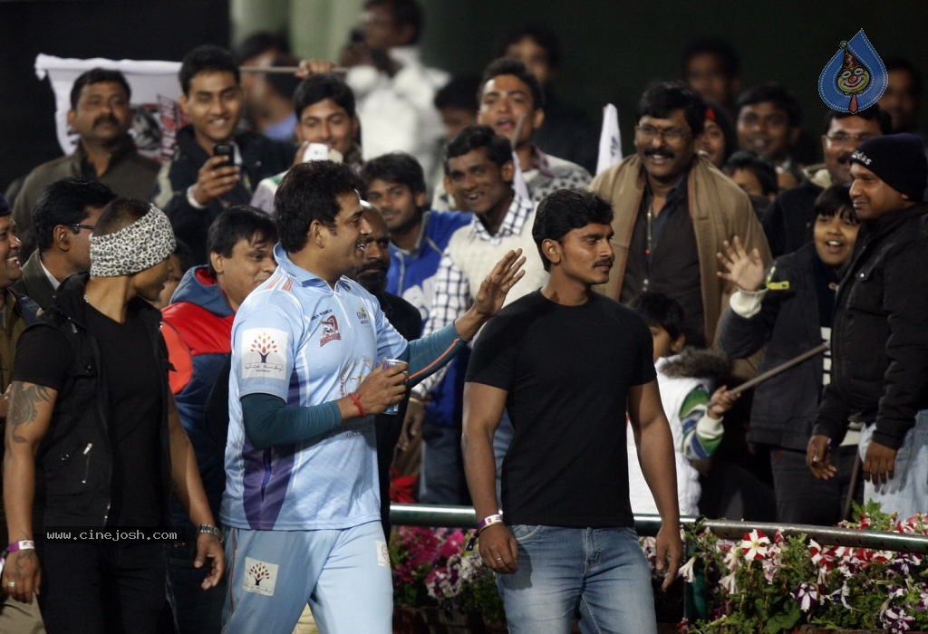 CCL4 Bhojpuri Dabanggs Vs Chennai Rhinos Match Photos - 62 / 168 photos