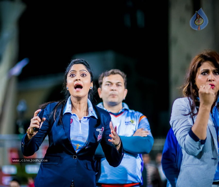 CCL4 Bhojpuri Dabanggs Vs Chennai Rhinos Match Photos - 94 / 168 photos