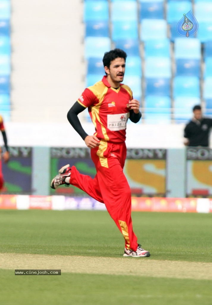 CCL4 Mumbai Heroes Vs Telugu Warriors Match Photos - 37 / 178 photos