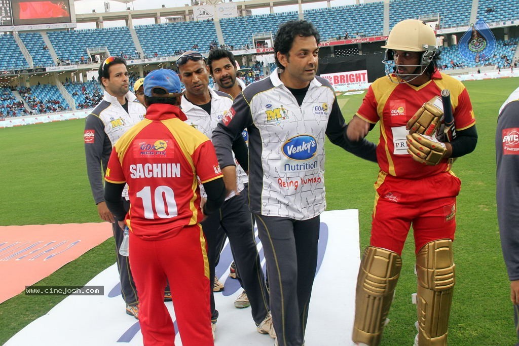 CCL4 Mumbai Heroes Vs Telugu Warriors Match Photos - 93 / 178 photos