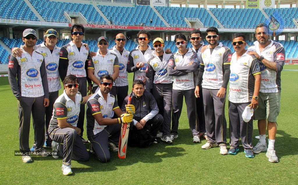 CCL4 Mumbai Heroes Vs Telugu Warriors Match Photos - 103 / 178 photos