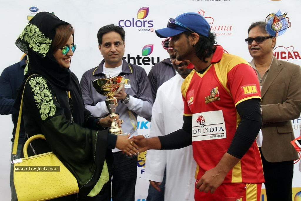 CCL4 Mumbai Heroes Vs Telugu Warriors Match Photos - 139 / 178 photos