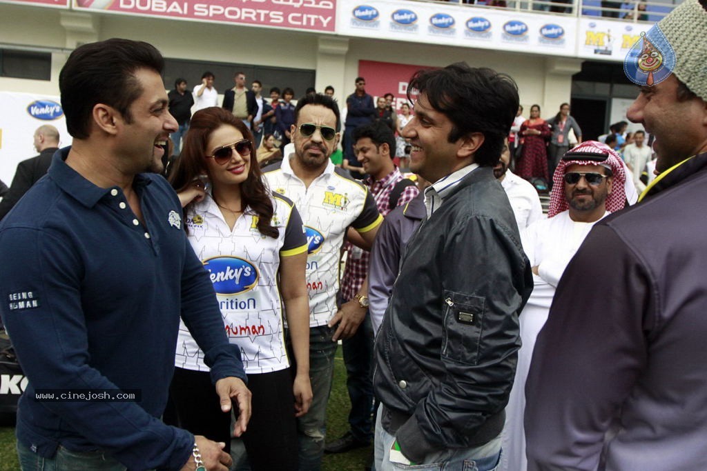 CCL4 Mumbai Heroes Vs Telugu Warriors Match Photos - 150 / 178 photos