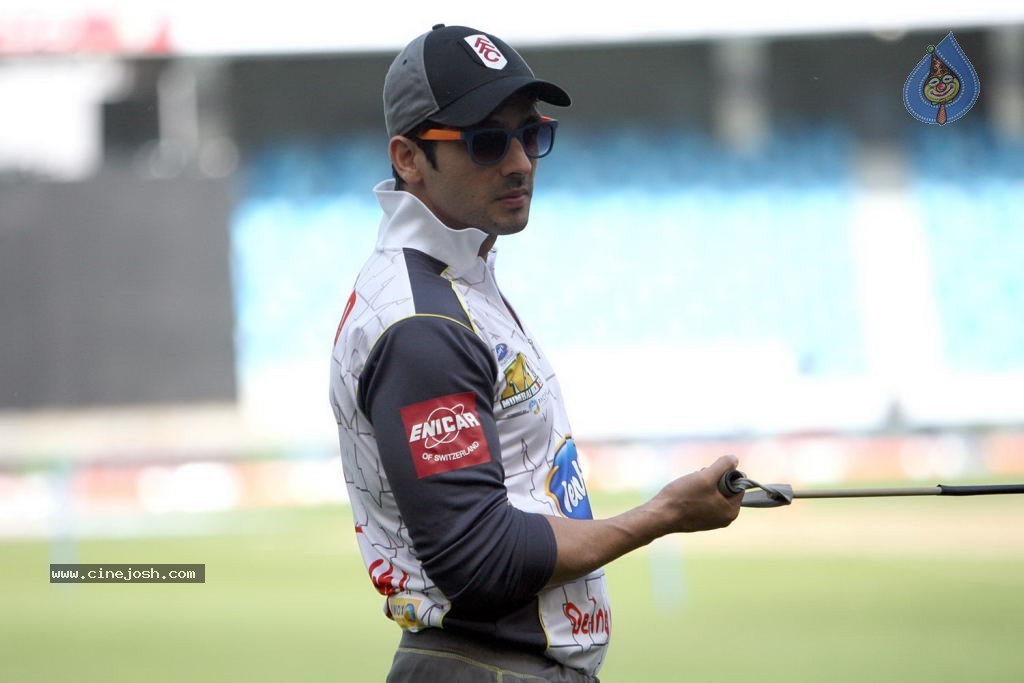 CCL4 Mumbai Heroes Vs Telugu Warriors Match Photos - 154 / 178 photos