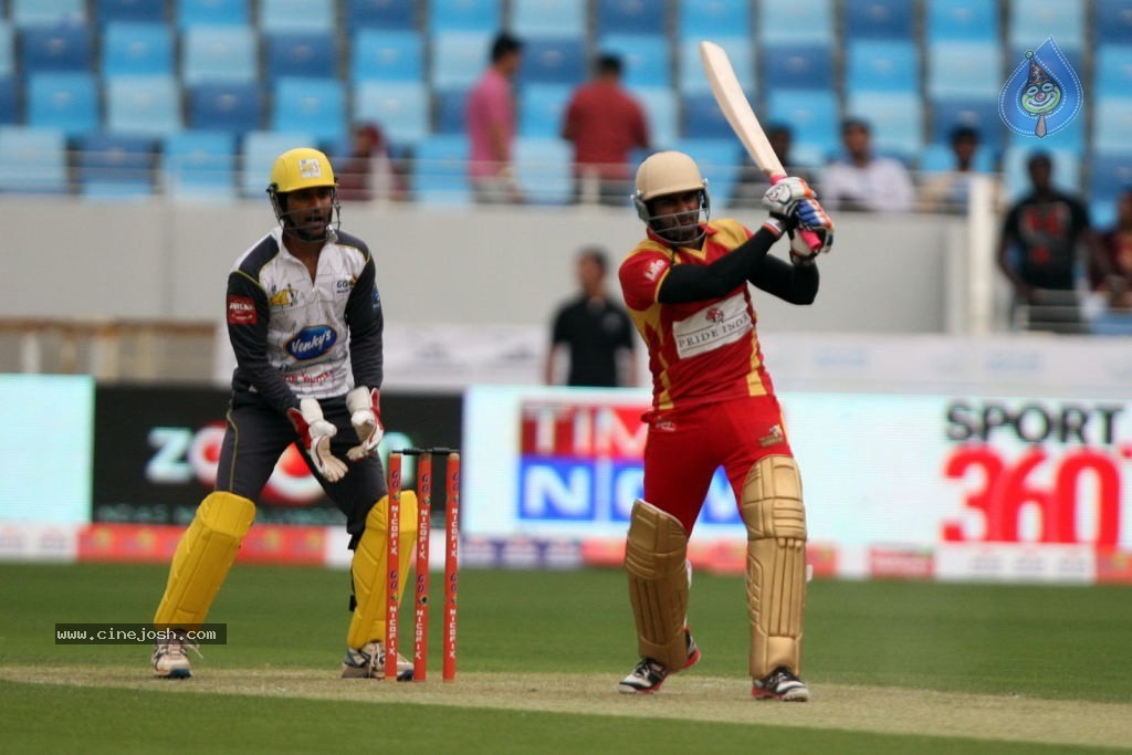 CCL4 Mumbai Heroes Vs Telugu Warriors Match Photos - 164 / 178 photos