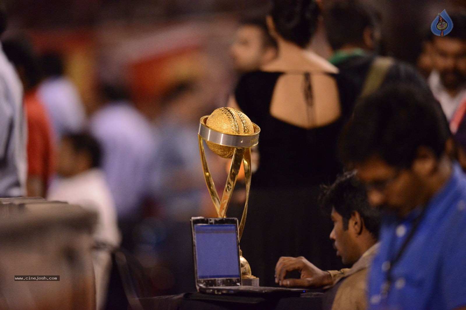 CCL5 Telugu warriors vs Bengal Tigers 01 - 7 / 214 photos