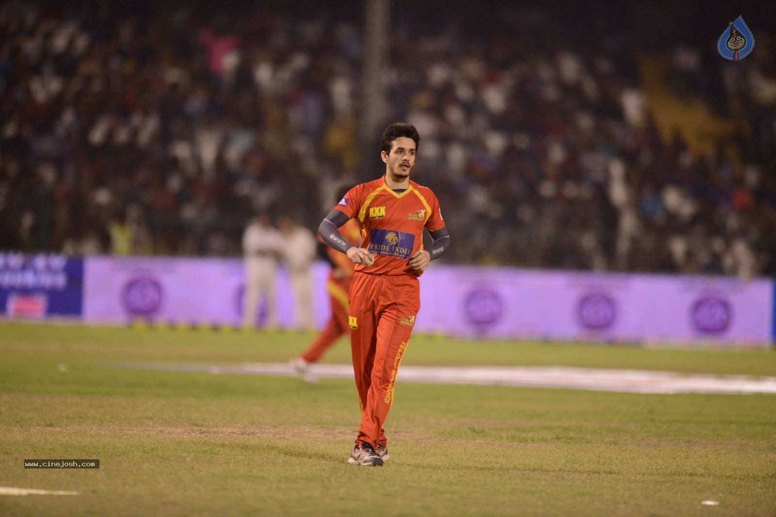 CCL5 Telugu warriors vs Bengal Tigers 01 - 29 / 214 photos