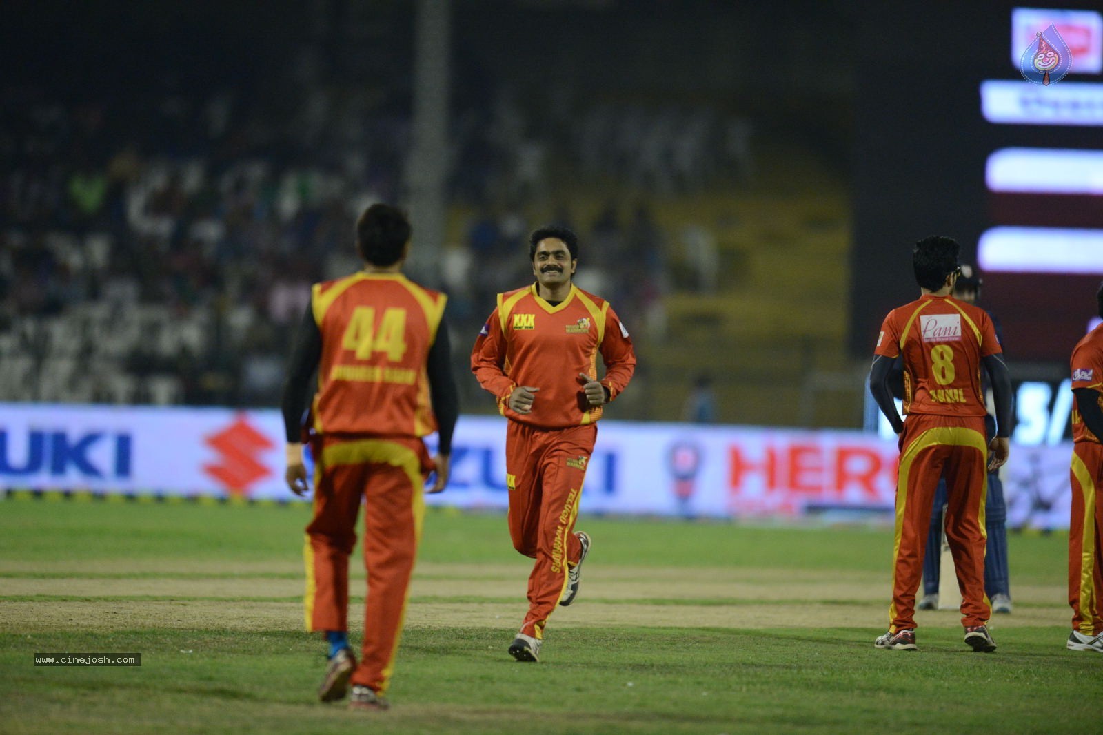 CCL5 Telugu warriors vs Bengal Tigers 01 - 31 / 214 photos