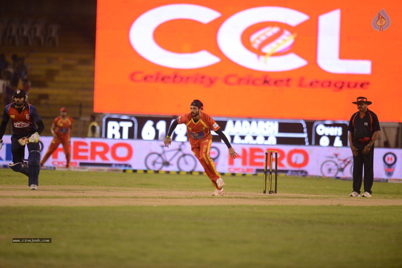 CCL5 Telugu warriors vs Bengal Tigers 01 - 32 / 214 photos