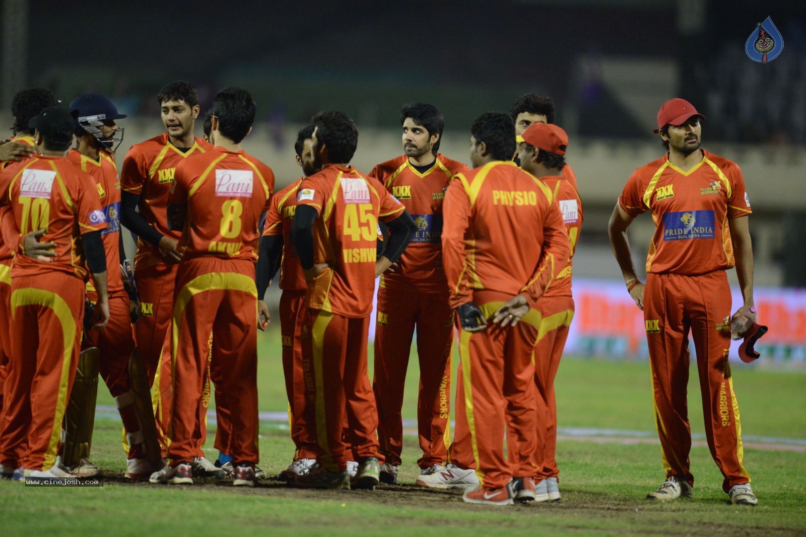 CCL5 Telugu warriors vs Bengal Tigers 01 - 42 / 214 photos