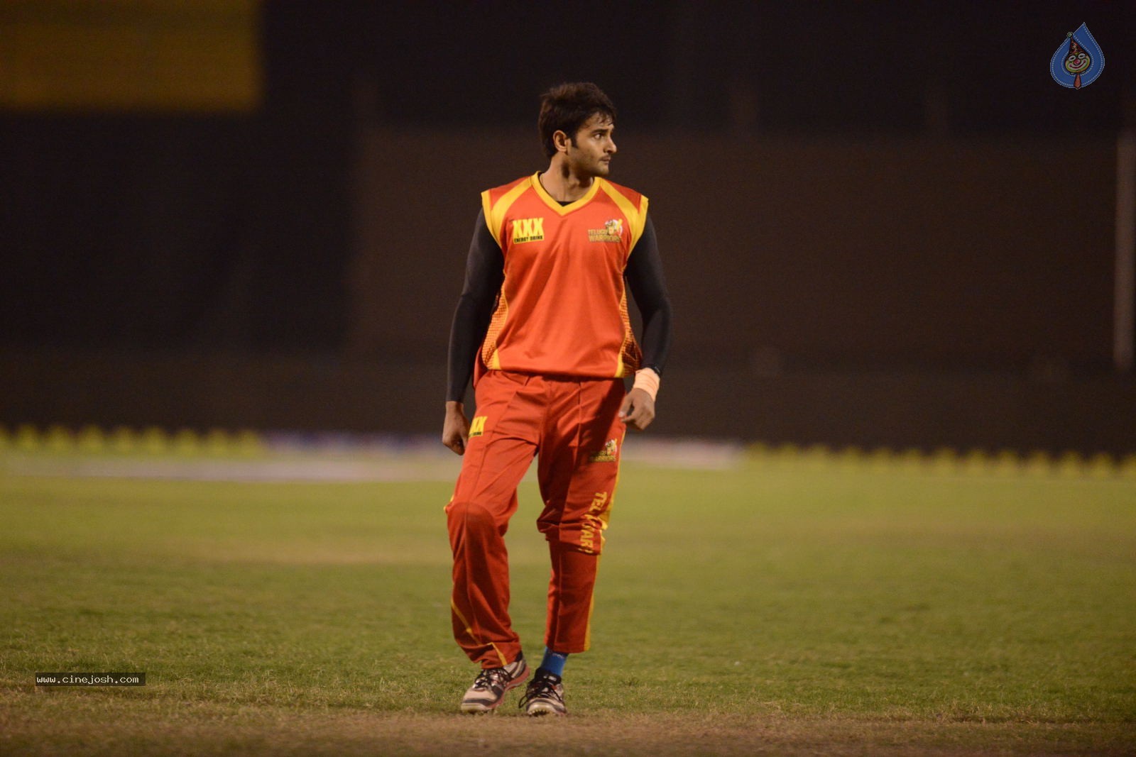 CCL5 Telugu warriors vs Bengal Tigers 01 - 72 / 214 photos