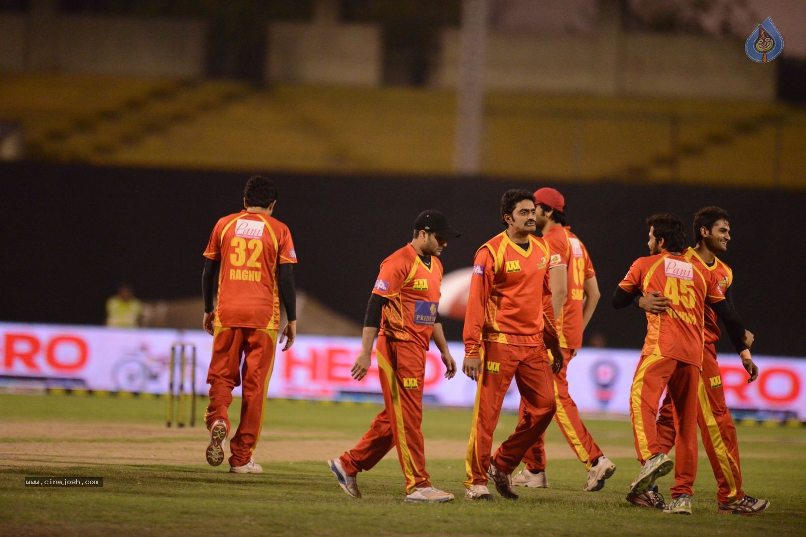 CCL5 Telugu warriors vs Bengal Tigers 01 - 73 / 214 photos