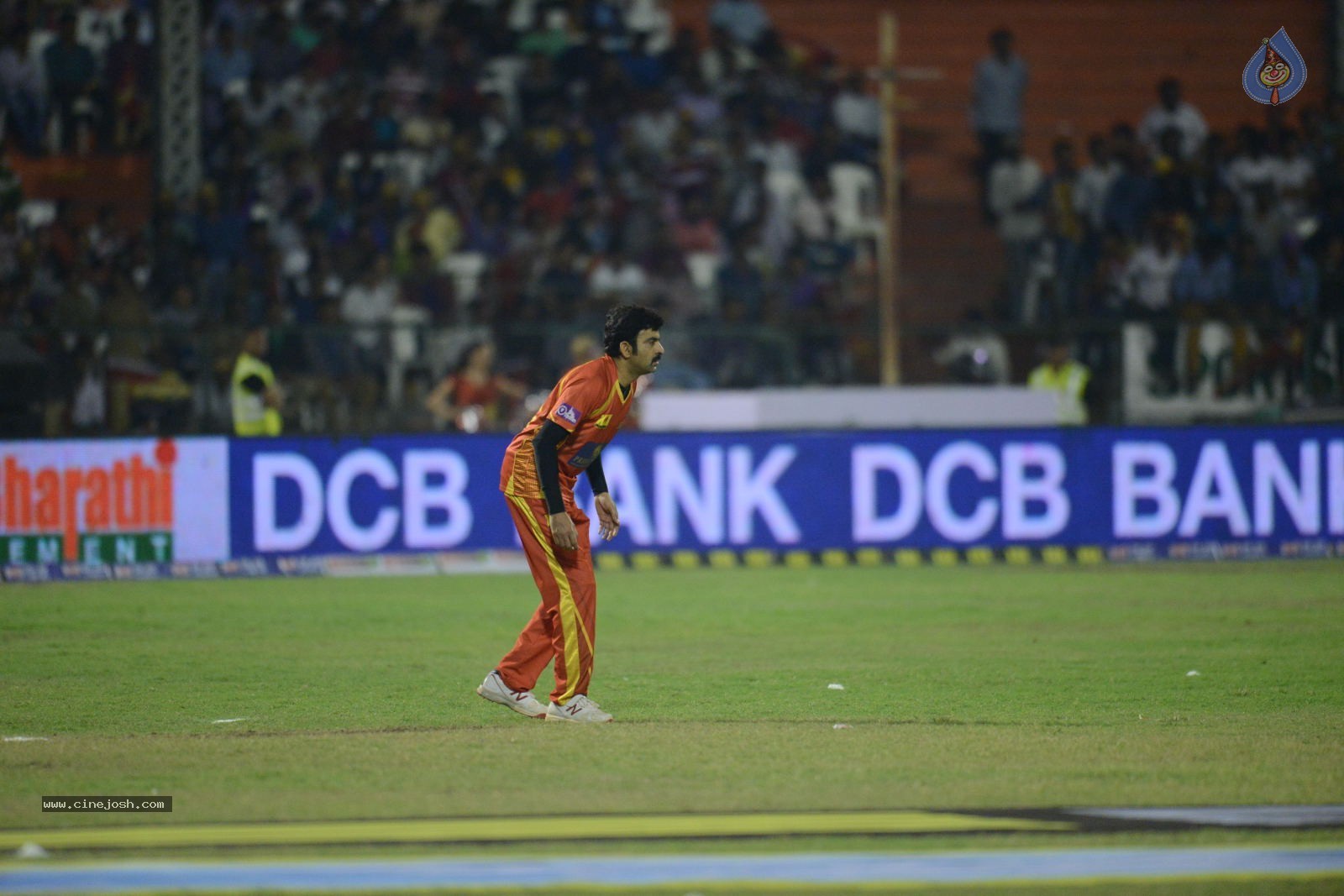 CCL5 Telugu warriors vs Bengal Tigers 01 - 77 / 214 photos