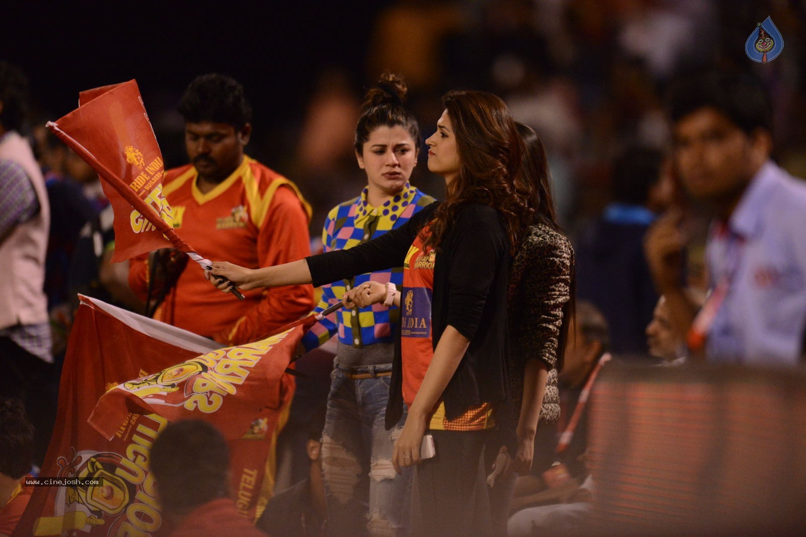CCL5 Telugu warriors vs Bengal Tigers 01 - 81 / 214 photos