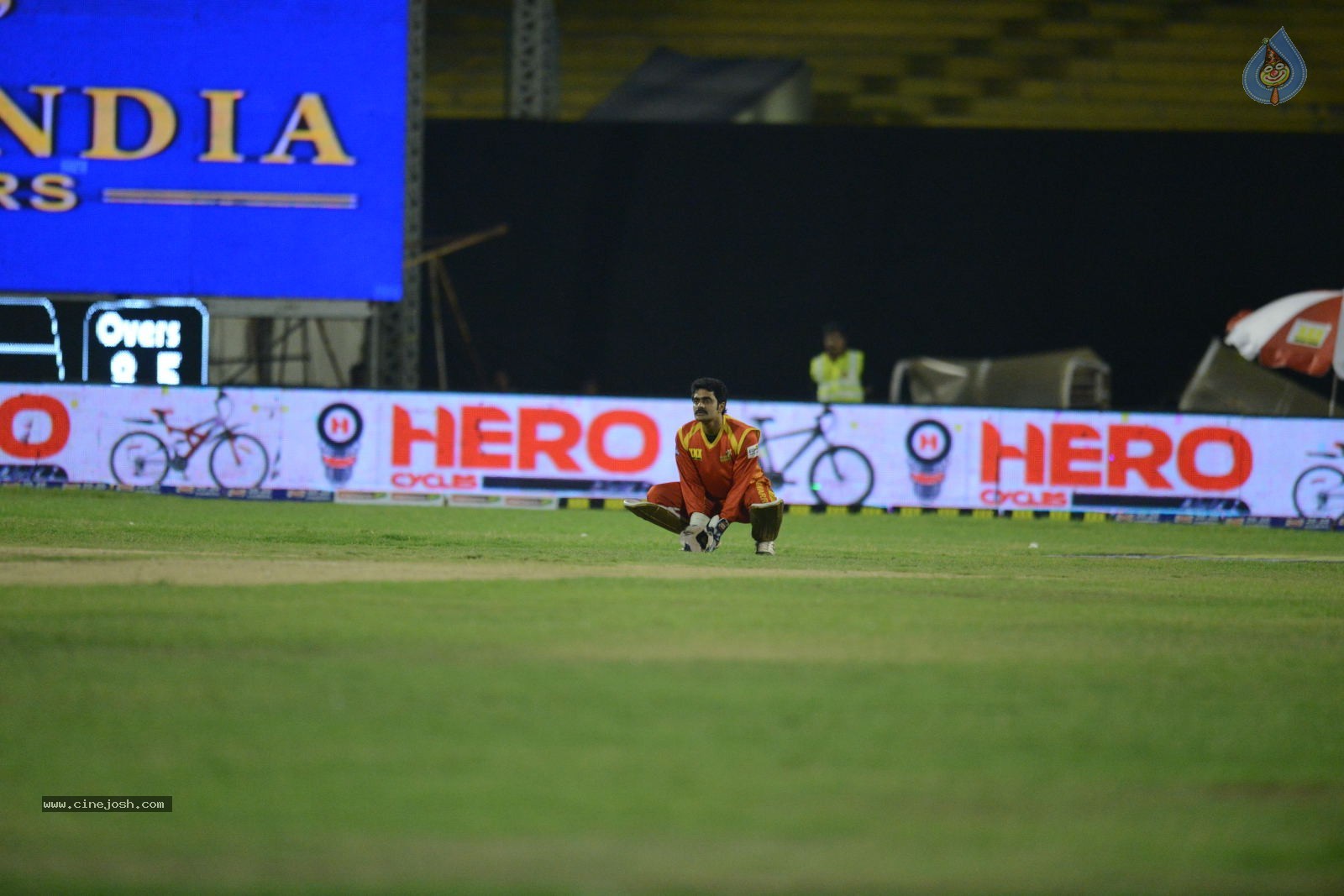 CCL5 Telugu warriors vs Bengal Tigers 01 - 85 / 214 photos