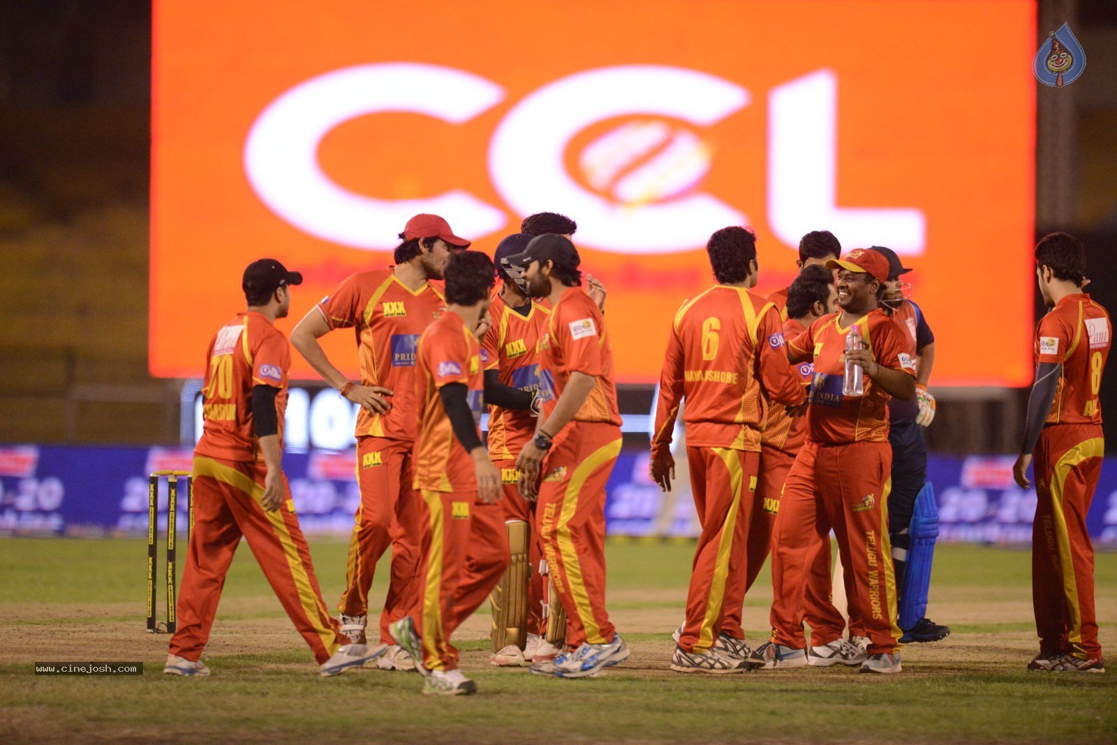 CCL5 Telugu warriors vs Bengal Tigers 01 - 89 / 214 photos