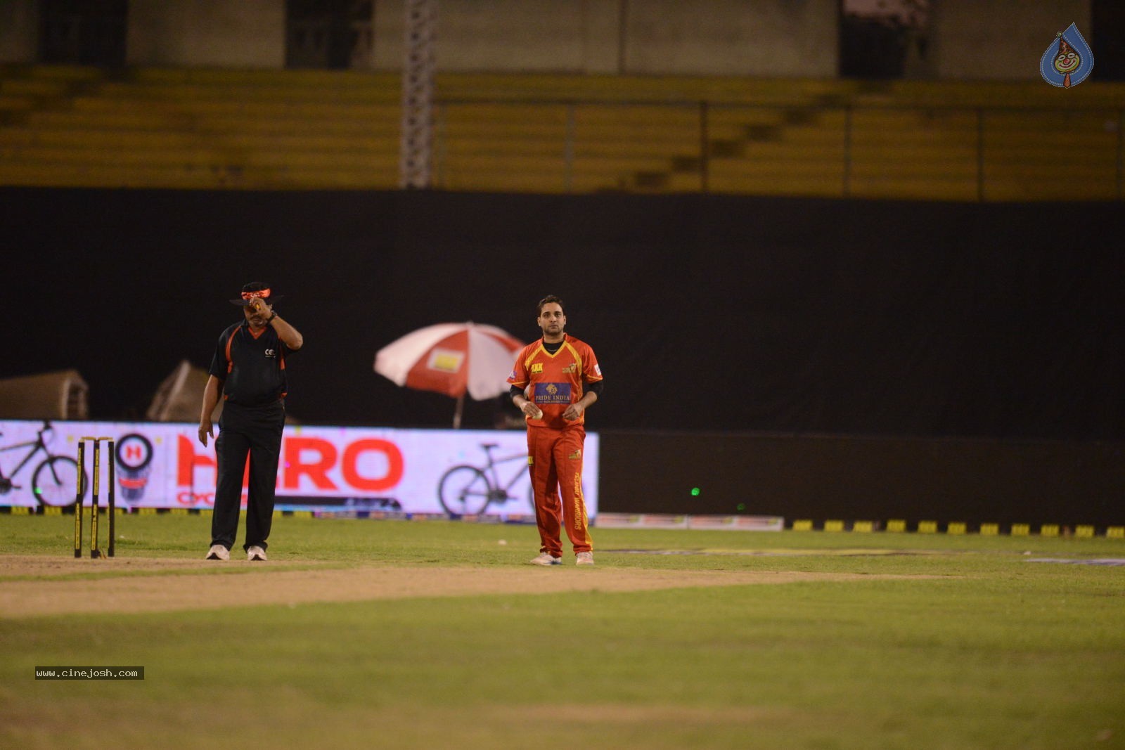 CCL5 Telugu warriors vs Bengal Tigers 01 - 148 / 214 photos