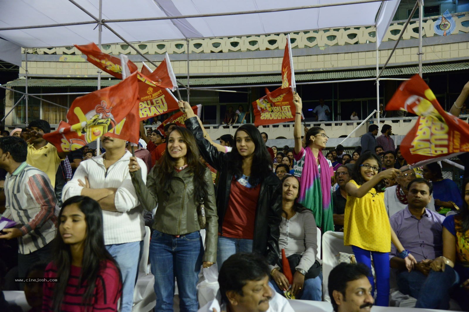 CCL5 Telugu warriors vs Bengal Tigers 01 - 156 / 214 photos
