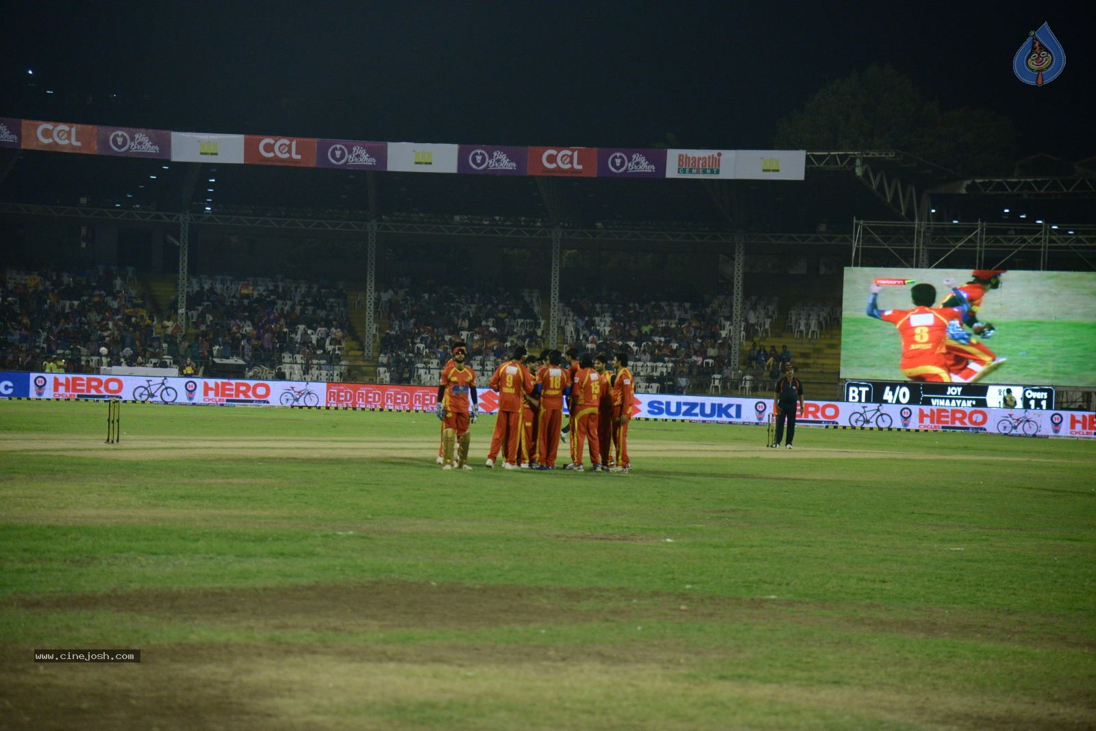 CCL5 Telugu warriors vs Bengal Tigers 01 - 201 / 214 photos