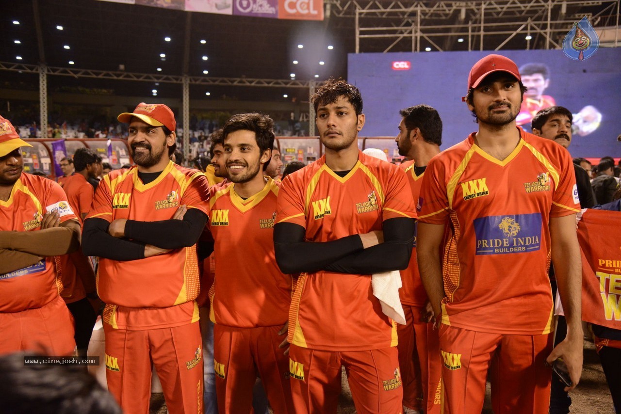 CCL5 Telugu warriors vs Bengal Tigers 02 - 32 / 62 photos