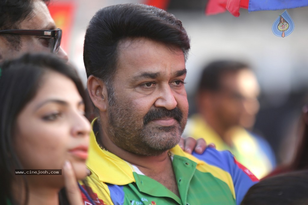 CCL 4 Final Karnataka Bulldozers Vs Kerala Strikers Match  - 62 / 132 photos