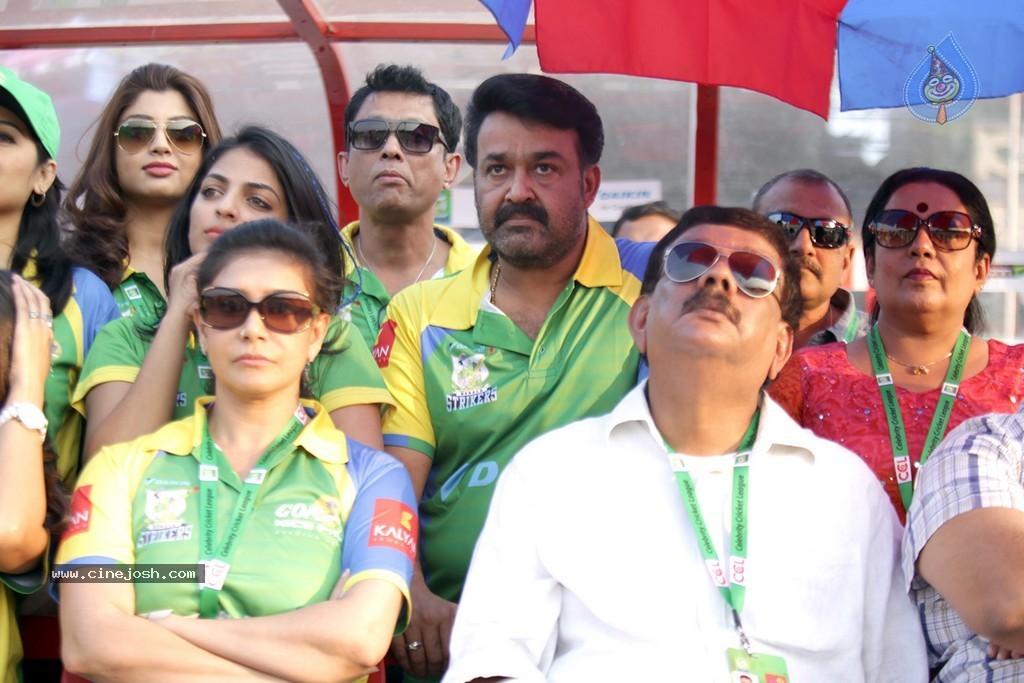 CCL 4 Final Karnataka Bulldozers Vs Kerala Strikers Match  - 83 / 132 photos