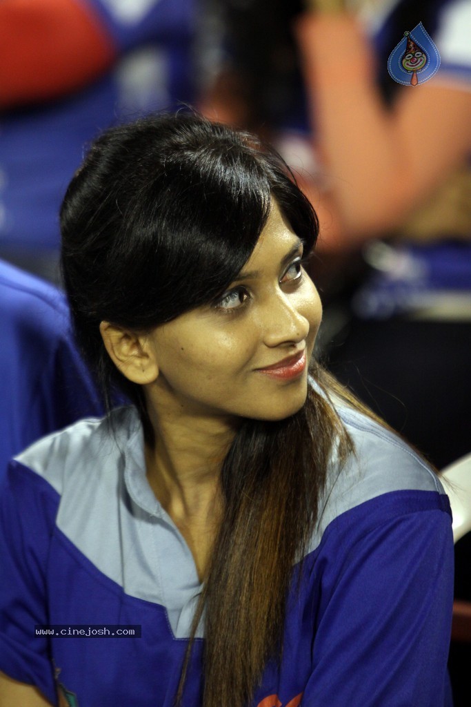 CCL 4 Final Karnataka Bulldozers Vs Kerala Strikers Match Photos - 54 / 62 photos