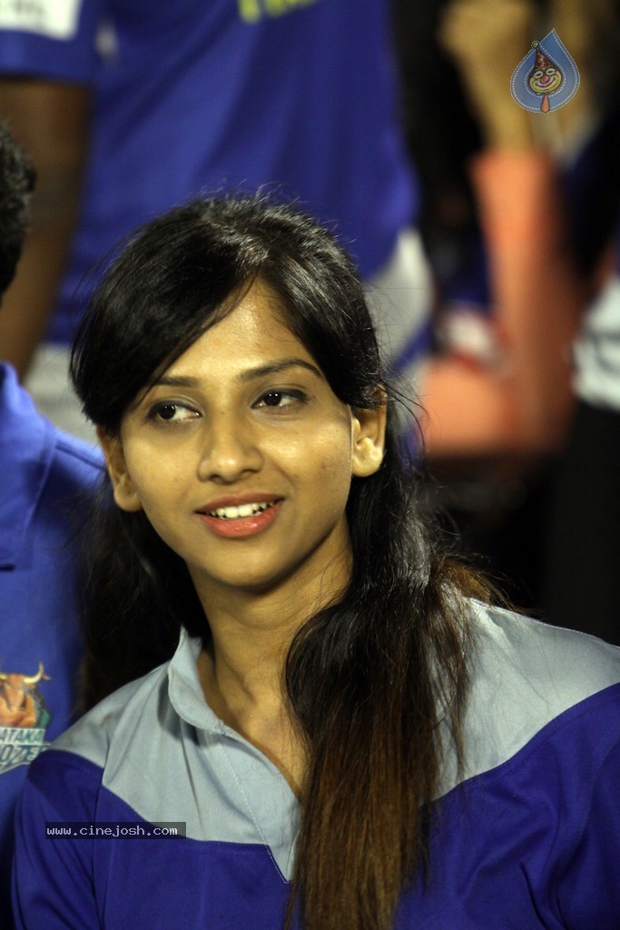 CCL 4 Final Karnataka Bulldozers Vs Kerala Strikers Match Photos - 55 / 62 photos