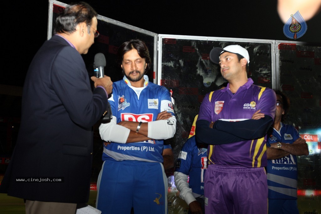 CCL 4 Karnataka Bulldozers Vs Bengal Tigers Match  - 32 / 151 photos