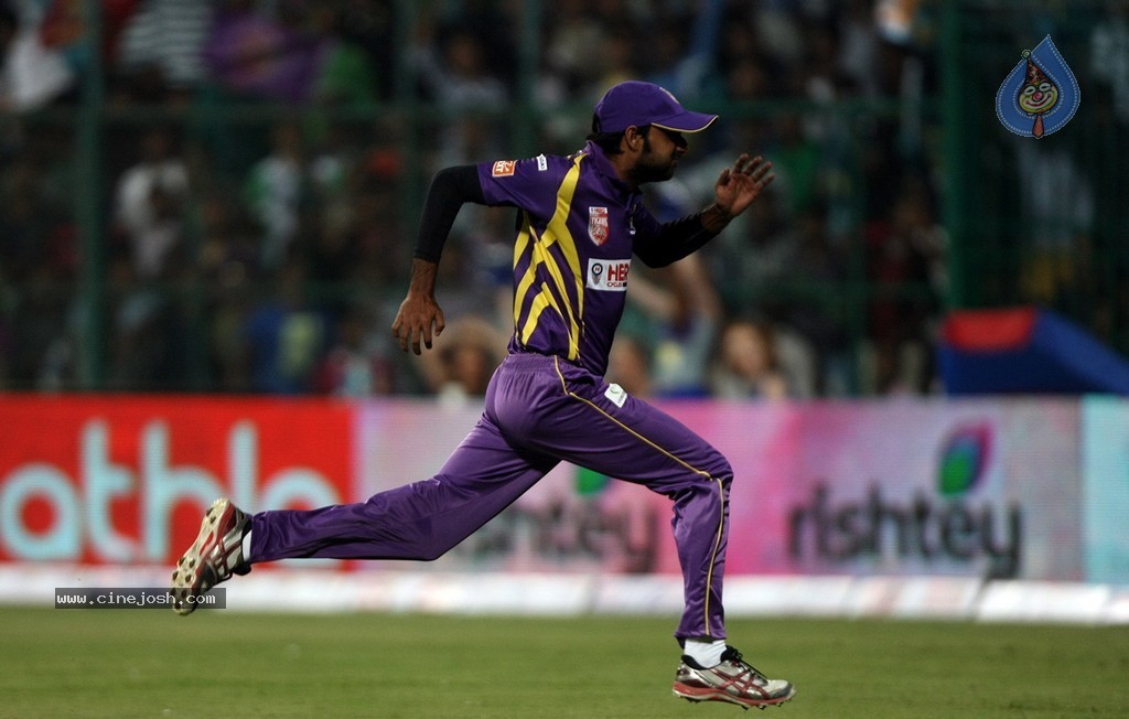 CCL 4 Karnataka Bulldozers Vs Bengal Tigers Match  - 62 / 151 photos