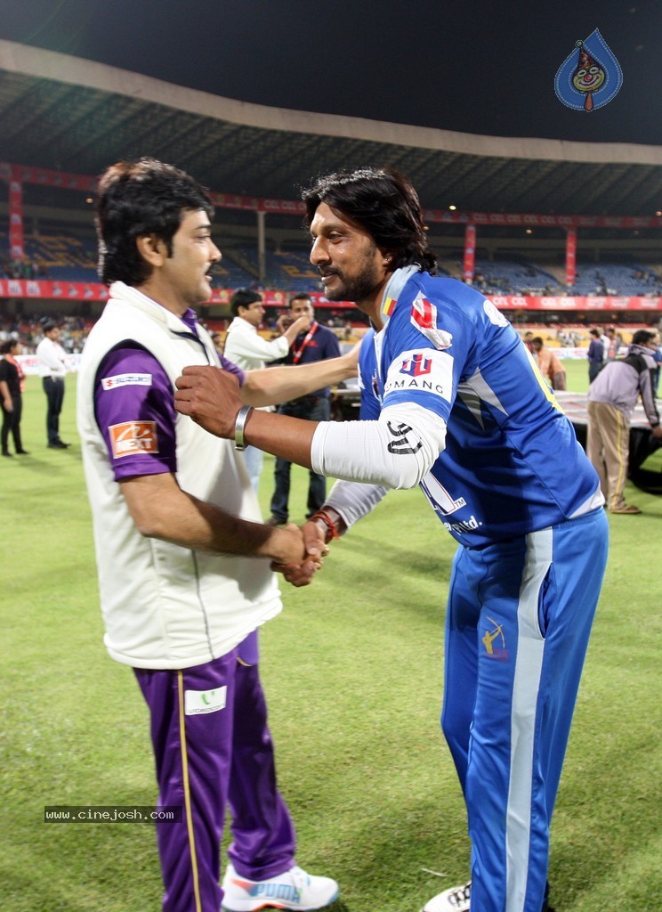 CCL 4 Karnataka Bulldozers Vs Bengal Tigers Match  - 81 / 151 photos