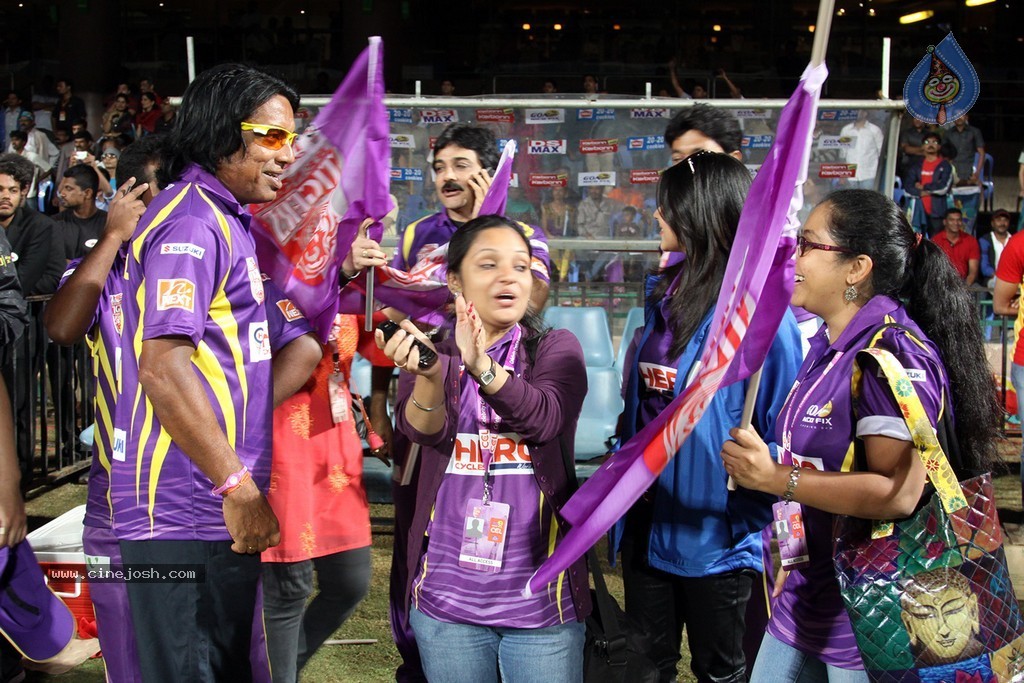 CCL 4 Karnataka Bulldozers Vs Bengal Tigers Match  - 97 / 151 photos