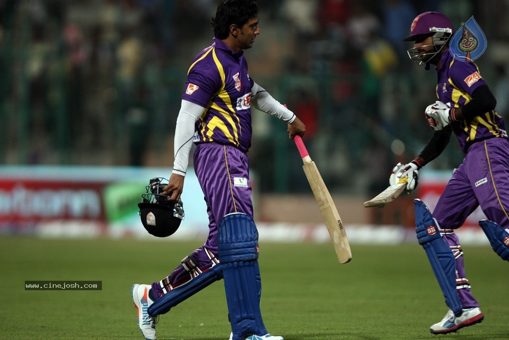 CCL 4 Karnataka Bulldozers Vs Bengal Tigers Match  - 103 / 151 photos