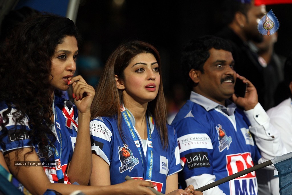 CCL 4 Karnataka Bulldozers Vs Bengal Tigers Match  - 107 / 151 photos