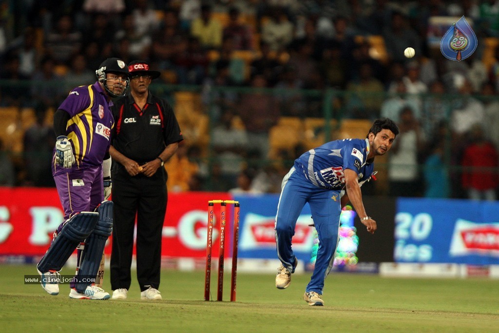CCL 4 Karnataka Bulldozers Vs Bengal Tigers Match  - 109 / 151 photos