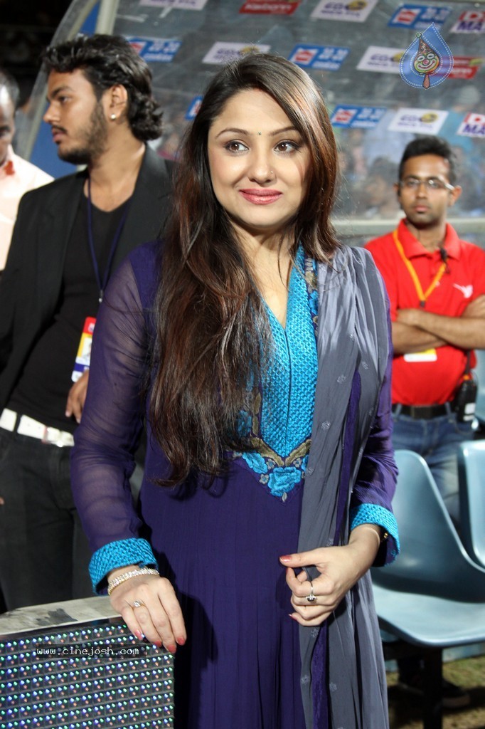 CCL 4 Karnataka Bulldozers Vs Bengal Tigers Match  - 112 / 151 photos