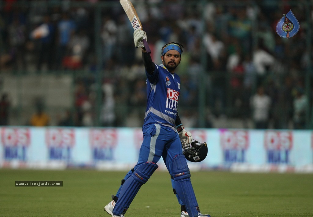 CCL 4 Karnataka Bulldozers Vs Bengal Tigers Match  - 145 / 151 photos